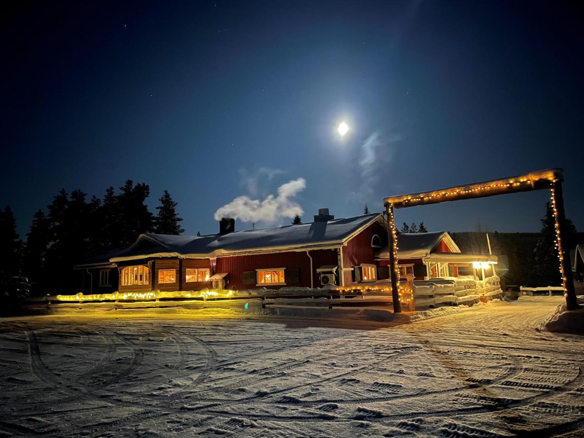 Skogen-Lodge Koskullskulle Eksteriør billede